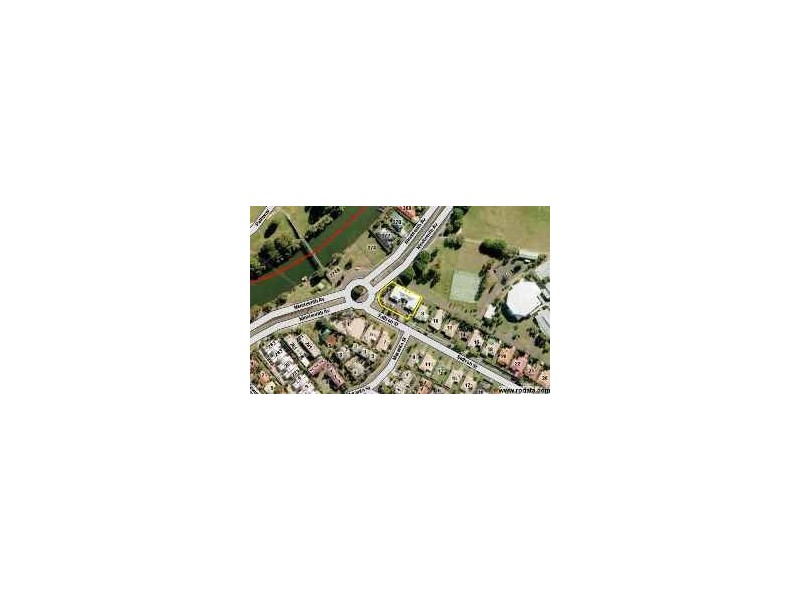 2 Saffron Street, Elanora QLD 4221