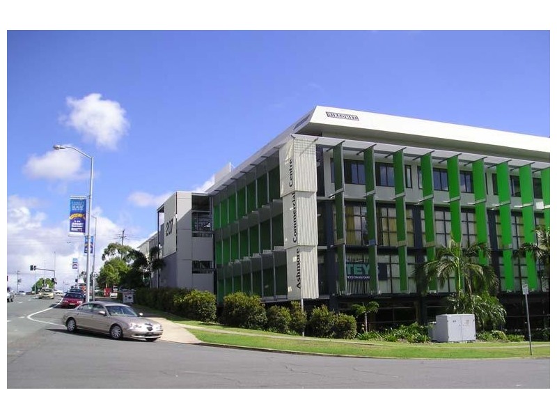 2 Green Glen Road, Ashmore QLD 4214