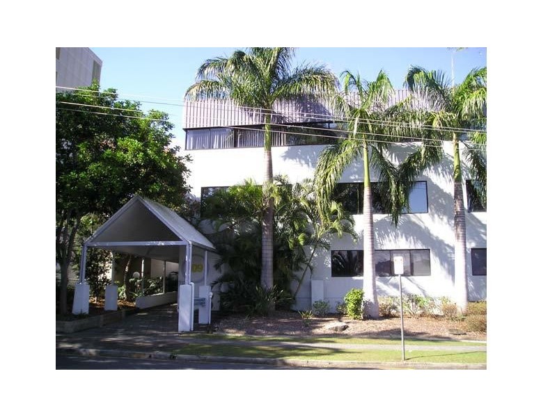 109 Upton Street, Bundall QLD 4217