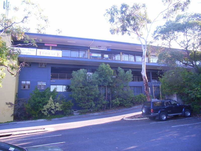 Shop 12 115 Currumburra Road, Southport QLD 4215