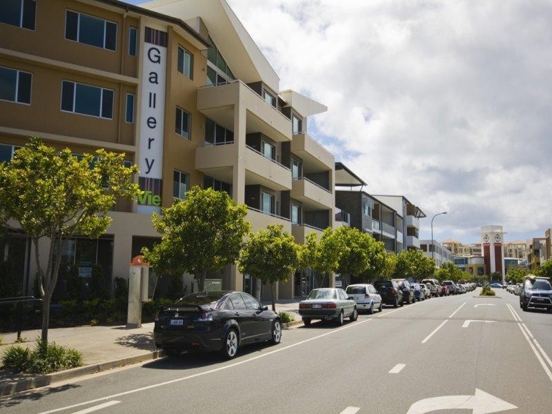 220 Varsity Parade, Varsity Lakes QLD 4227