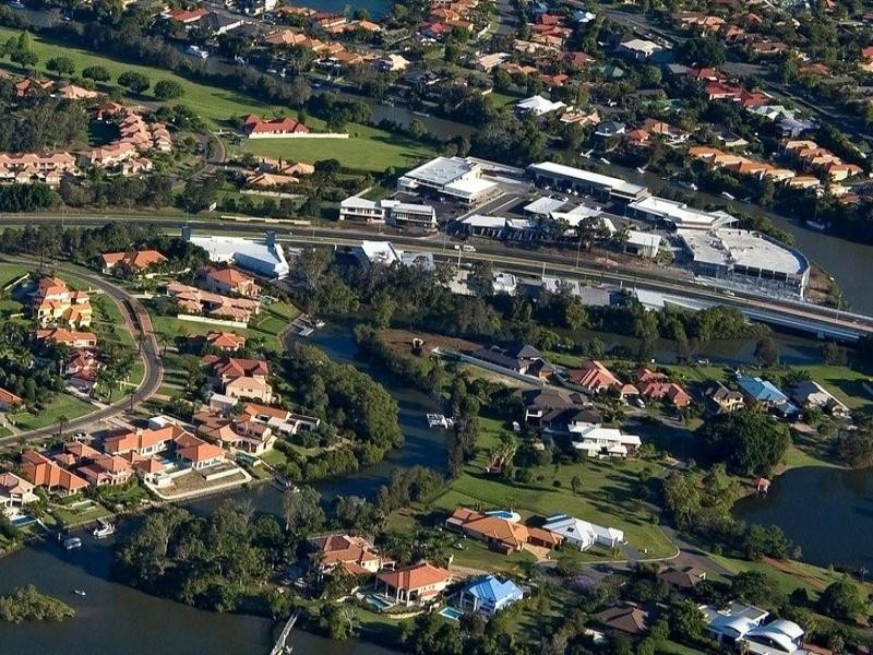 340 Hope Island Road, Hope Island QLD 4212