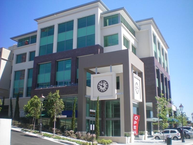 3027 The Boulevard, Carrara QLD 4211