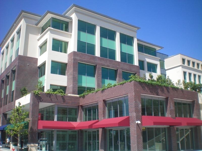 3027 The Boulevard, Carrara QLD 4211