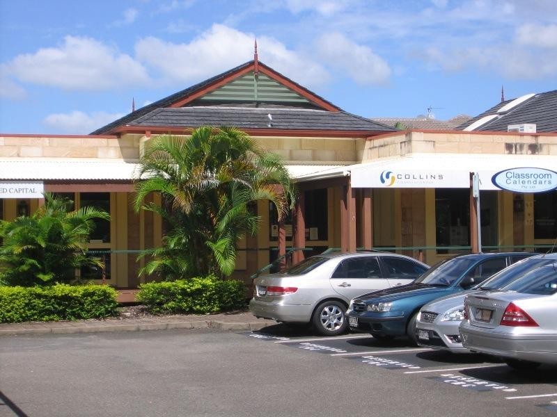 2/60 Santa Cruiz Boulevard, Clear Island Waters QLD 4226