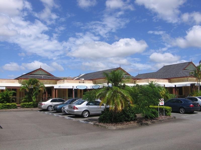 2/60 Santa Cruiz Boulevard, Clear Island Waters QLD 4226