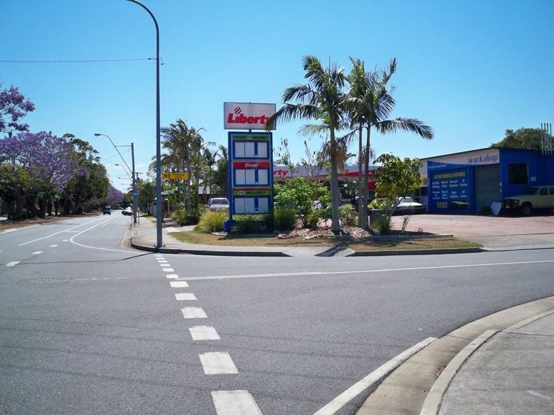 75 T E Peters Drive, Broadbeach Waters QLD 4218
