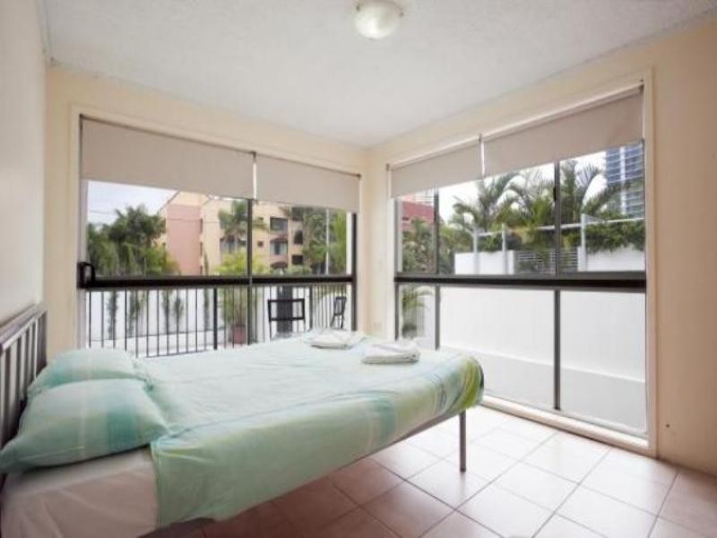 1-8/2961 Surfers Paradise Boulevard, Surfers Paradise QLD 4217