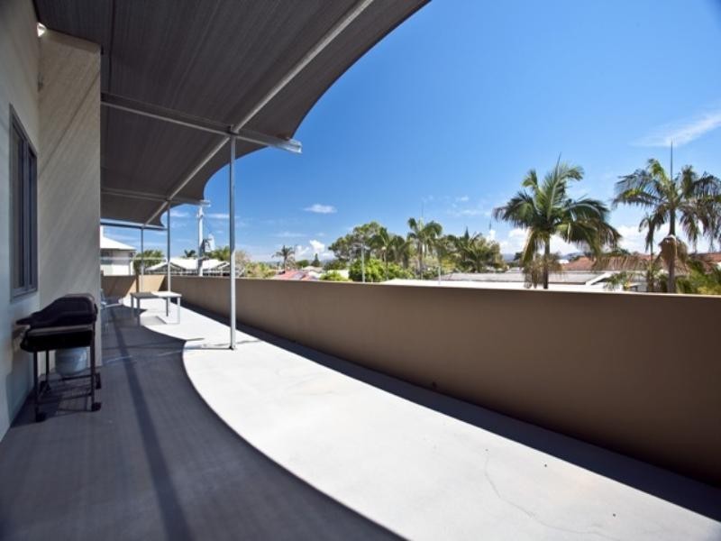 3 Atlantic Avenue, Mermaid Beach QLD 4218