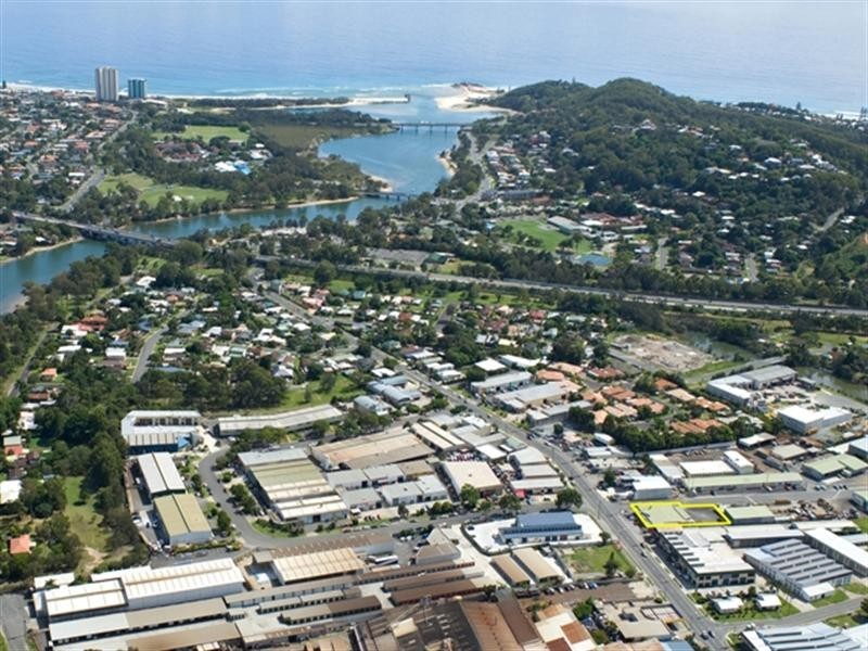 52 Currumbin Creek Road, Currumbin QLD 4223