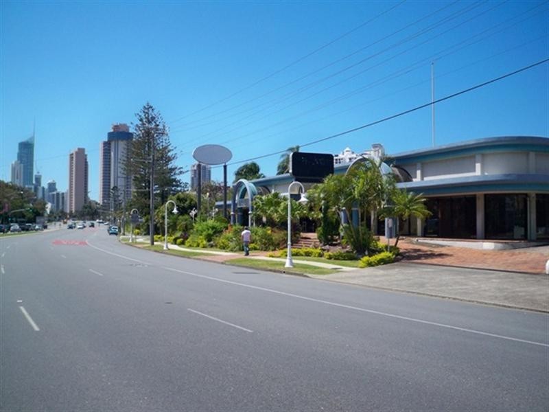 Broadbeach QLD 4218