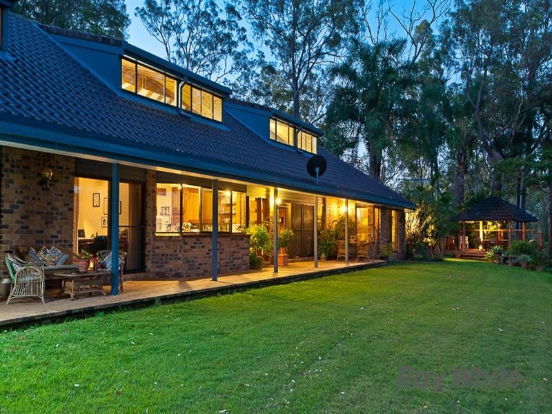 12 Hyde Road, Whiteside QLD 4503