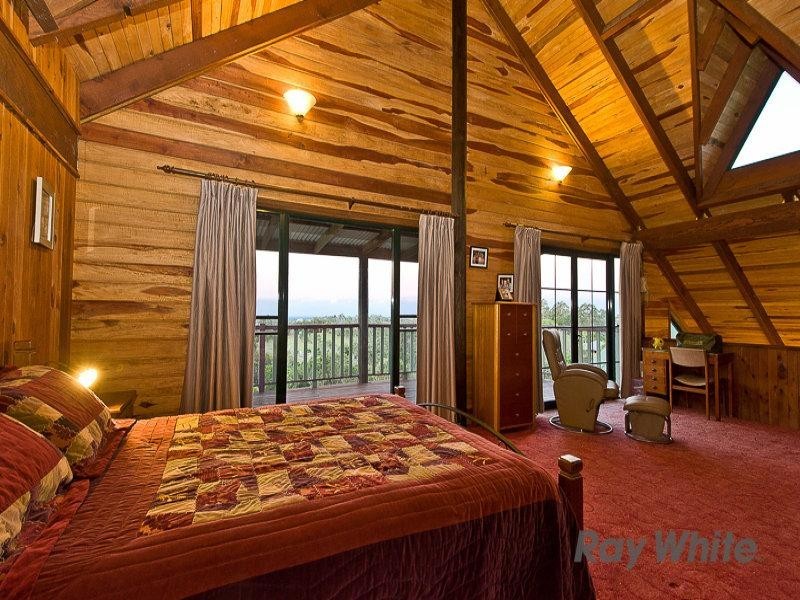 3 Highcrest Street, Ocean View QLD 4521