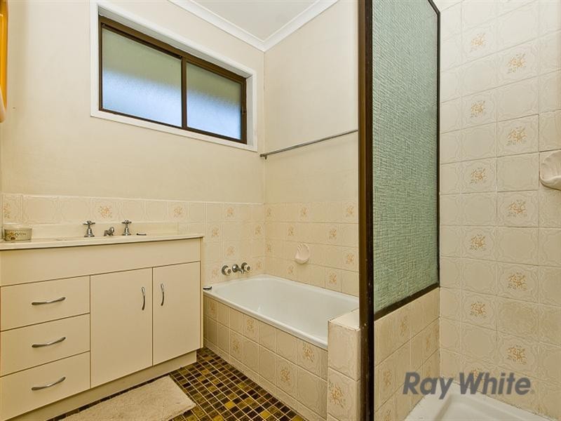 6 Sutherland Drive, Strathpine QLD 4500