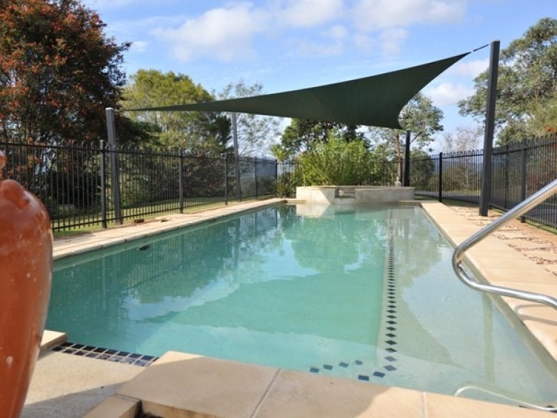 106 Woodward Road, Armstrong Creek QLD 4520