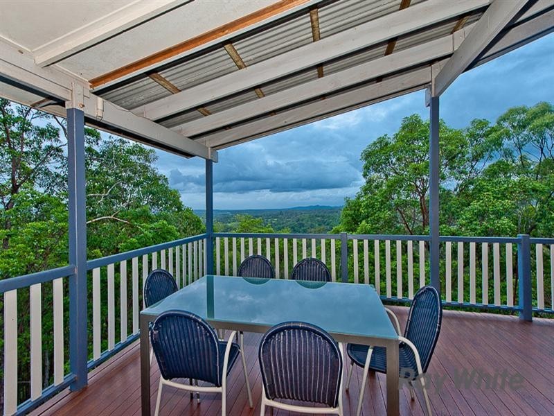 Armstrong Creek QLD 4520