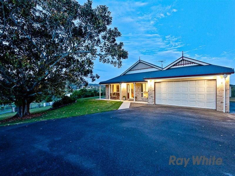 8 Tamarind Court, Dayboro QLD 4521