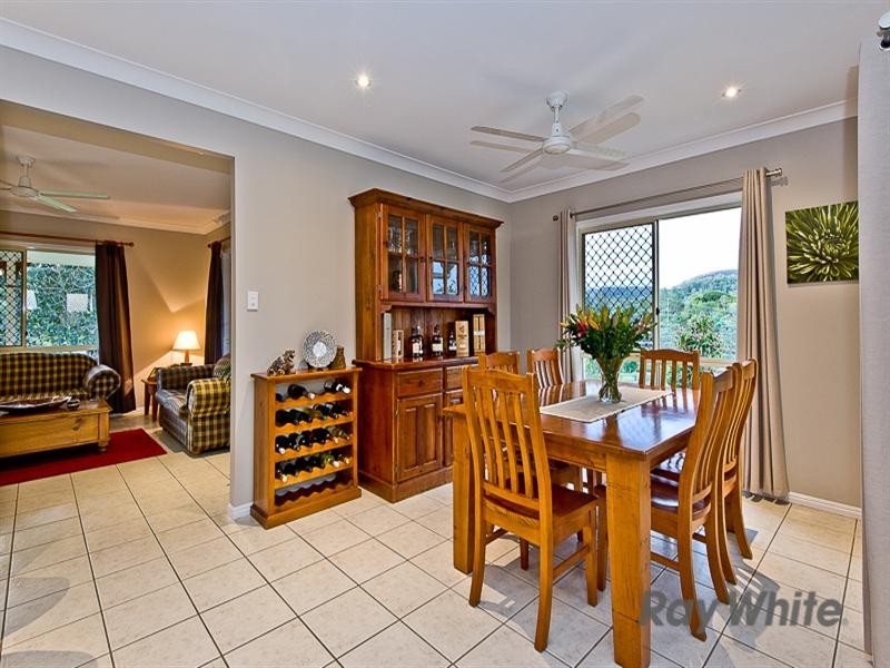 8 Tamarind Court, Dayboro QLD 4521