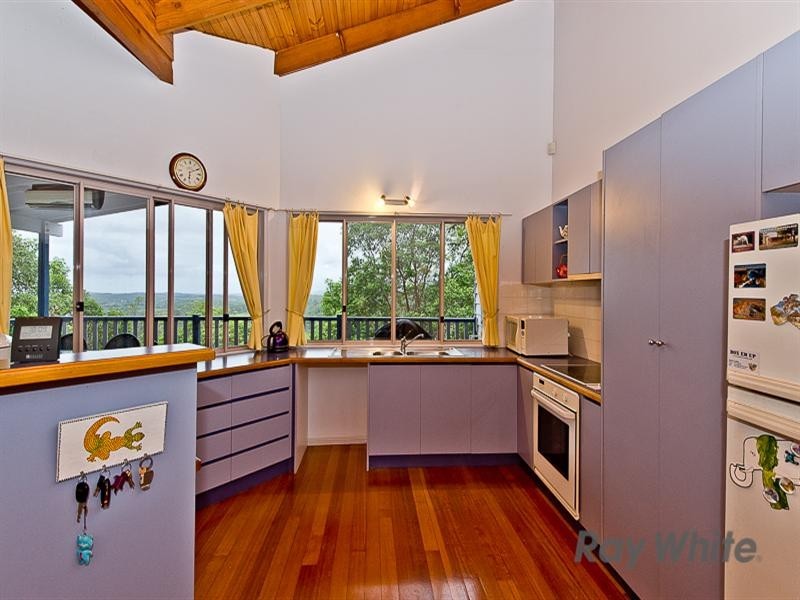 Armstrong Creek QLD 4520