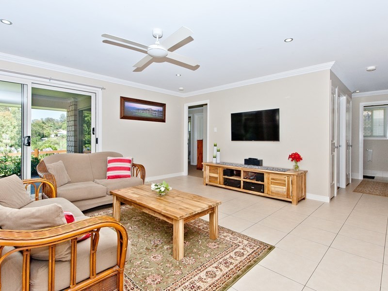 9 Rail Close, Dayboro QLD 4521