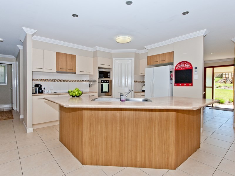 9 Rail Close, Dayboro QLD 4521