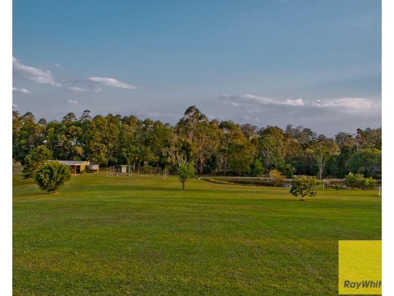 132 Townsend Road, Ocean View QLD 4521