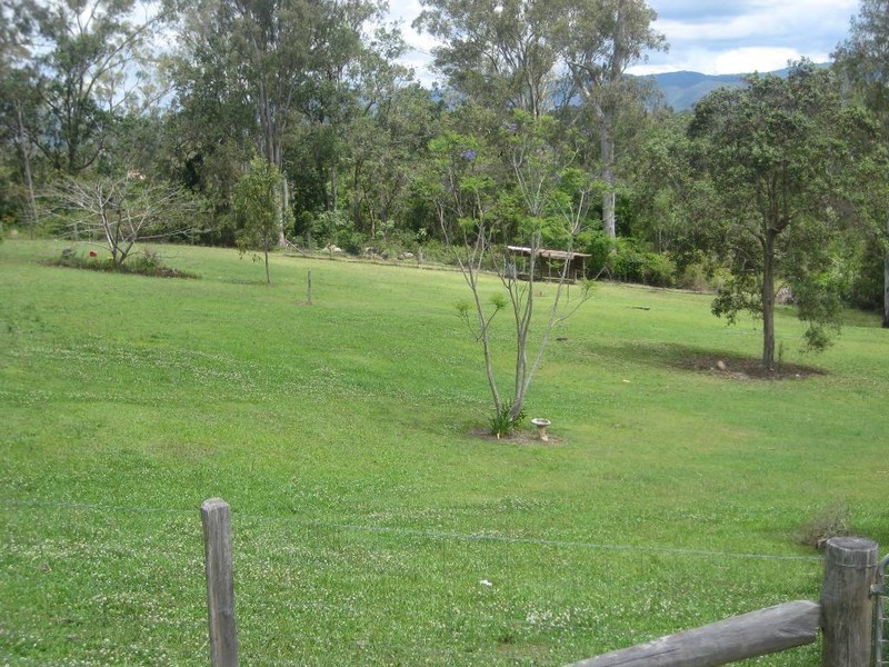 3 Stampede, Dayboro QLD 4521