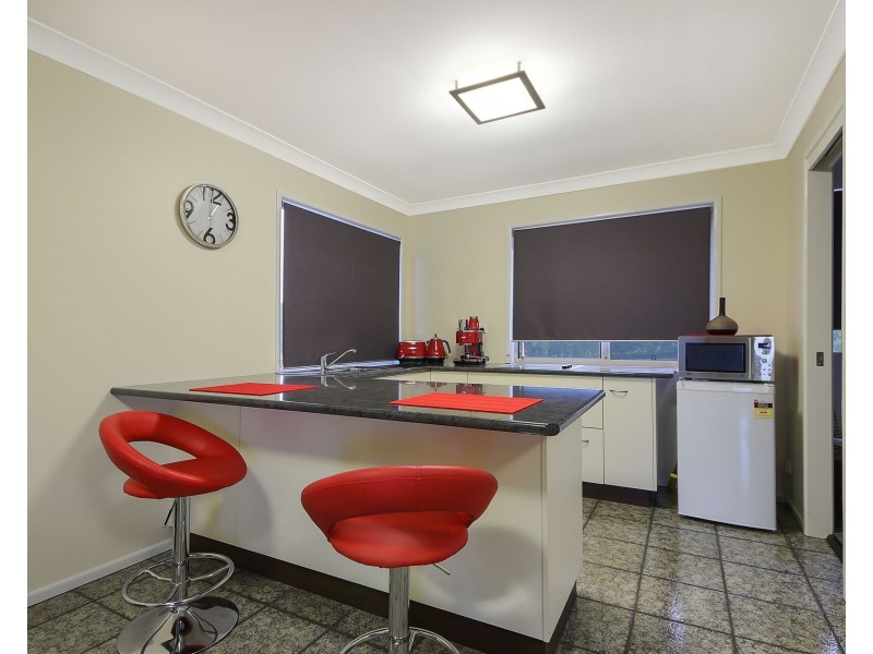 221 Robinson Road South, Ocean View QLD 4521