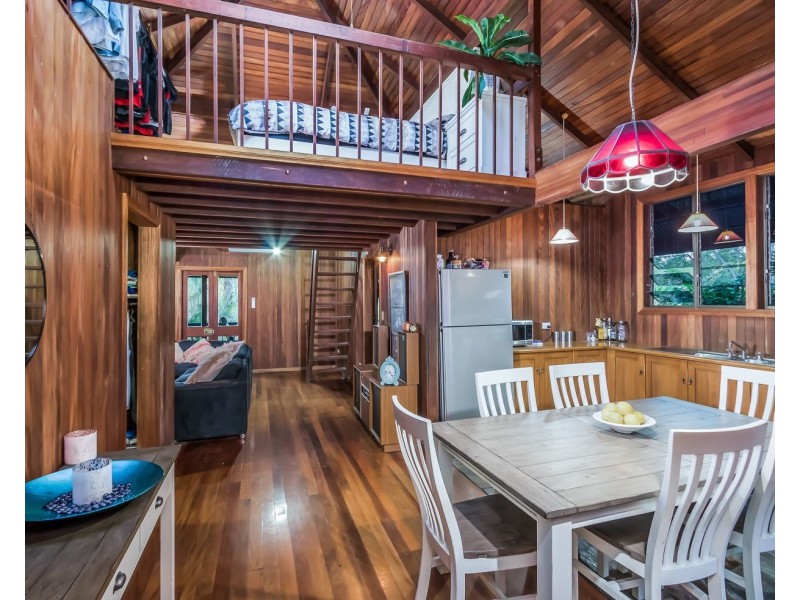 24 Collins Street, Moorina QLD 4506