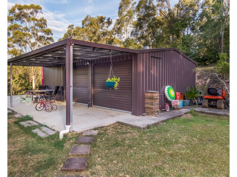 24 Collins Street, Moorina QLD 4506