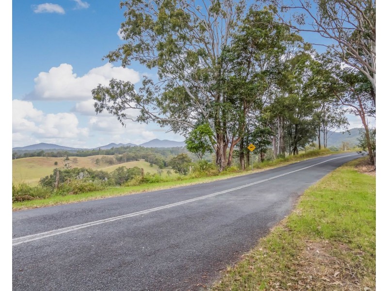 Armstrong Creek QLD 4520