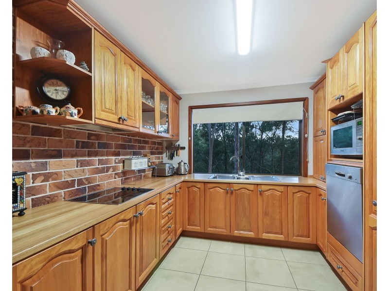 31 Boland Court, Eatons Hill QLD 4037