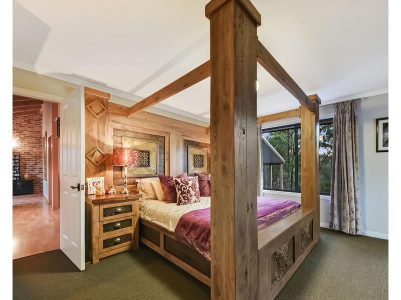 31 Boland Court, Eatons Hill QLD 4037