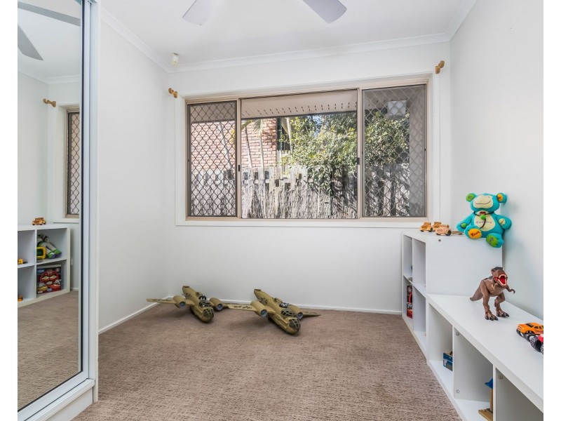 7 Stradbroke Drive, Little Mountain QLD 4551