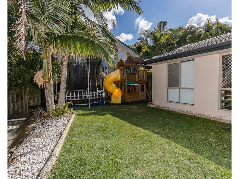 7 Stradbroke Drive, Little Mountain QLD 4551