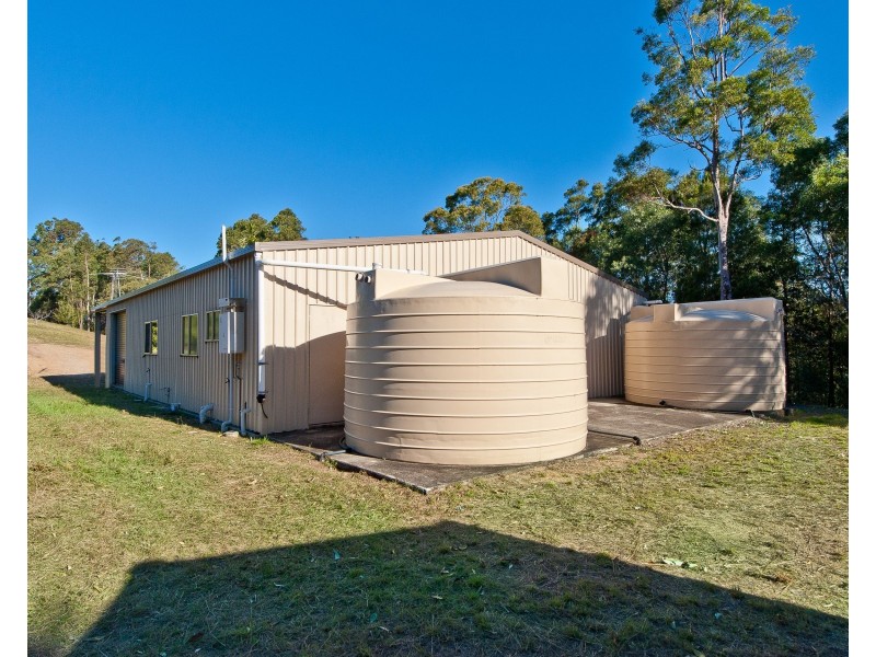 Armstrong Creek QLD 4520