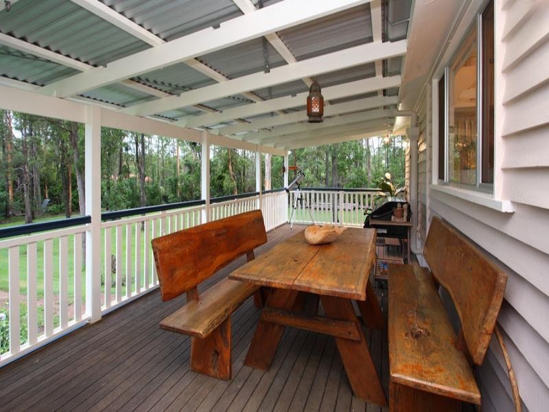 8 Mason Court, Samford QLD 4520