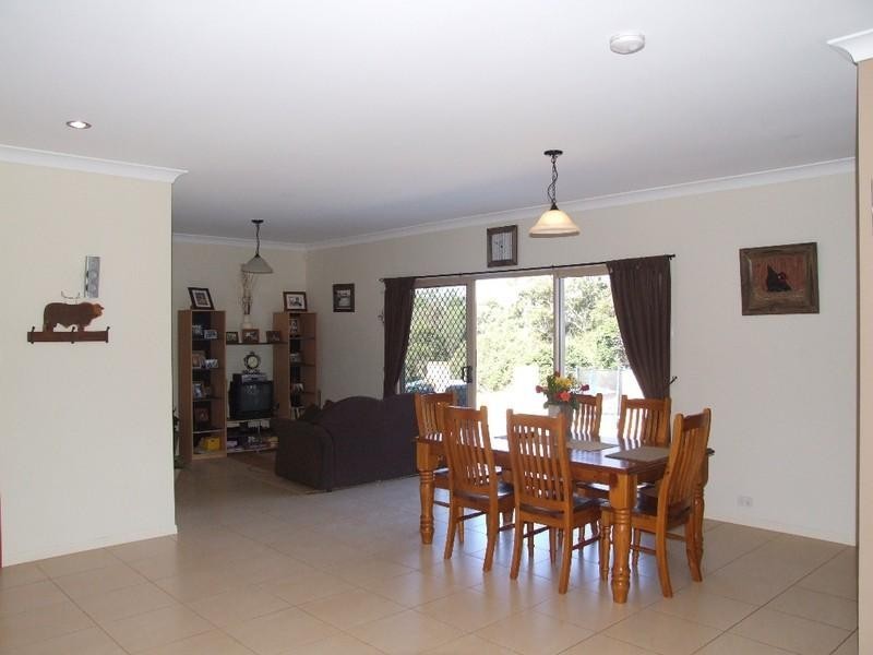 8 Toby Court, Dayboro QLD 4521