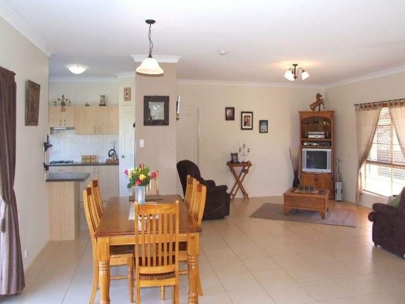 8 Toby Court, Dayboro QLD 4521