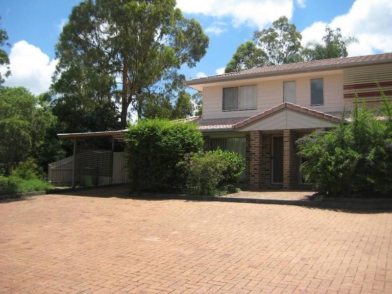 1/3 Cherbourg Street, Petrie QLD 4502