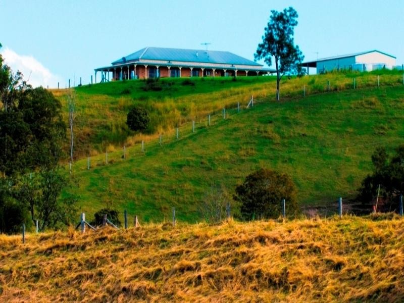 268 Mount Samson Road, Armstrong Creek QLD 4520