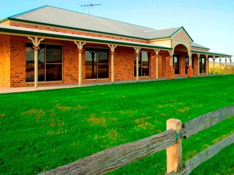 268 Mount Samson Road, Armstrong Creek QLD 4520