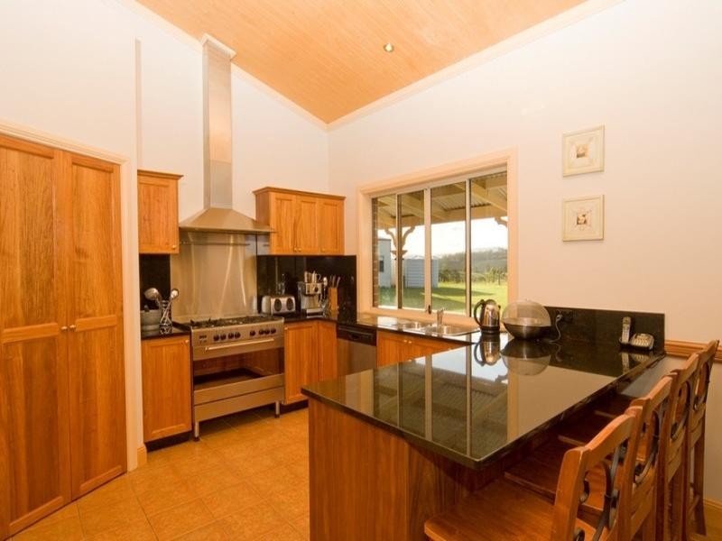 268 Mount Samson Road, Armstrong Creek QLD 4520