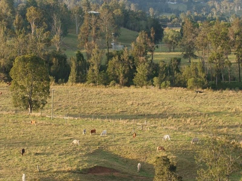 268 Mount Samson Road, Armstrong Creek QLD 4520