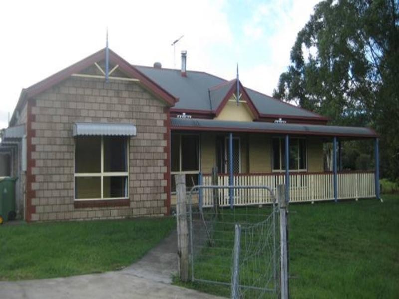 8 Campdraft Place, Dayboro QLD 4521