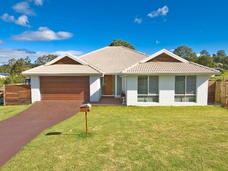 7 Rail Close, Dayboro QLD 4521