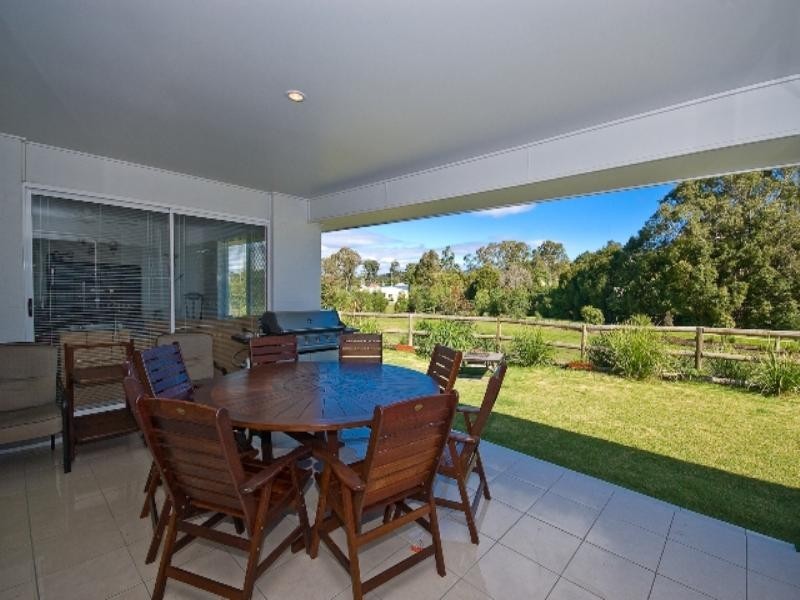 7 Rail Close, Dayboro QLD 4521