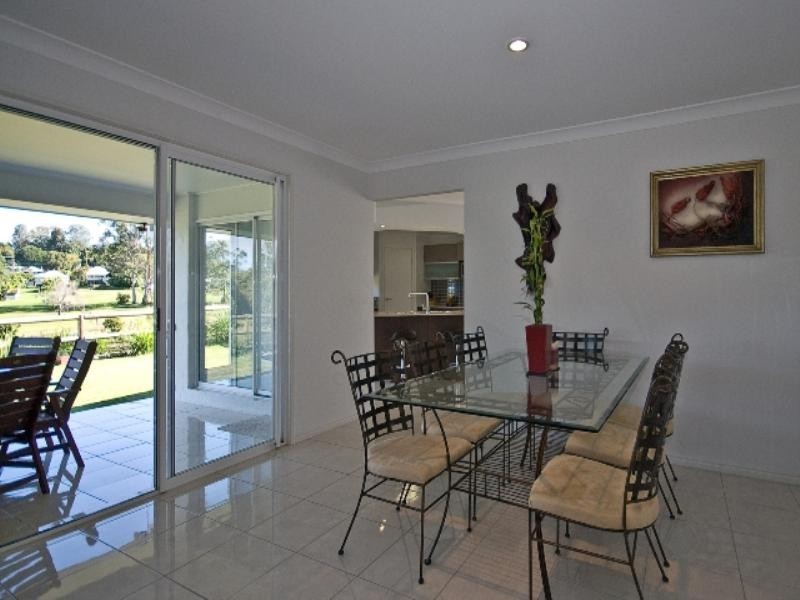 7 Rail Close, Dayboro QLD 4521