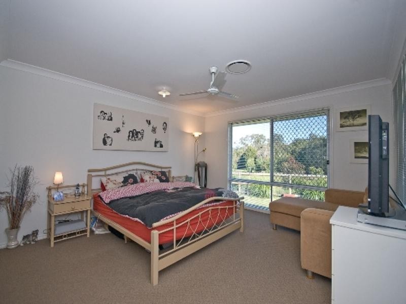 7 Rail Close, Dayboro QLD 4521