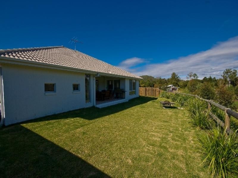 7 Rail Close, Dayboro QLD 4521